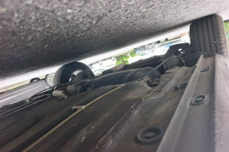 Used Volkswagen Lavida 2011 1.6L Manual Joy Version Chassis Rear Right