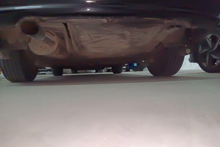 Used Volkswagen Lavida 2011 1.6L Automatic Premium Edition Chassis Rear