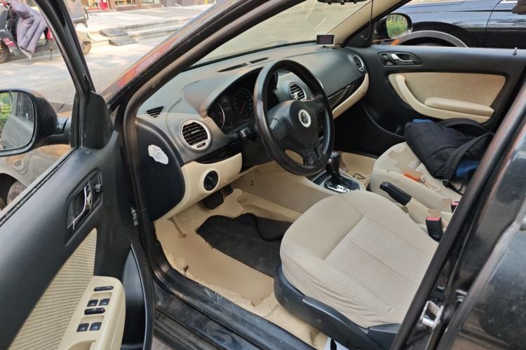 Used Volkswagen Lavida 2011 2.0L Automatic Premium Edition Driver Seat