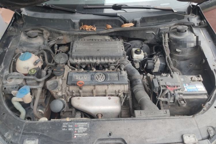 Used Volkswagen Lavida 2011 1.6L Automatic Pinxuan Edition Engine Bay