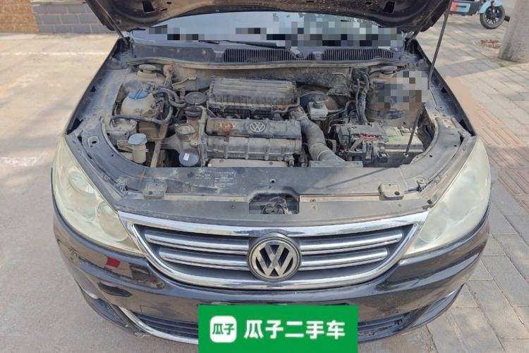 Used Volkswagen Lavida 2011 1.6L Manual - Premium Edition Engine Bay