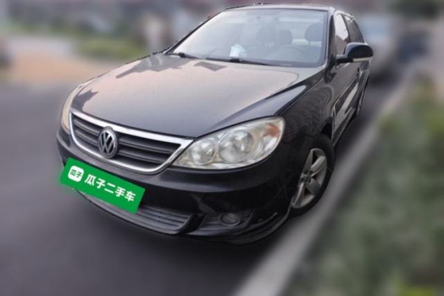 Ojetý Volkswagen Lavida 2011 1.6L Manual Joy Version