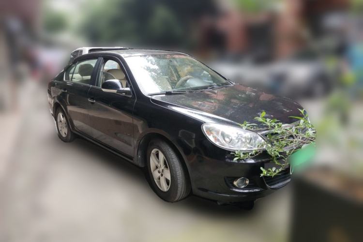 Used Volkswagen Lavida 2011 1.6L Manual - Premium Edition Front Right 45 Deg