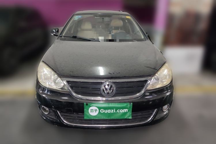 Used Volkswagen Lavida 2011 1.6L Manual - Premium Edition Front