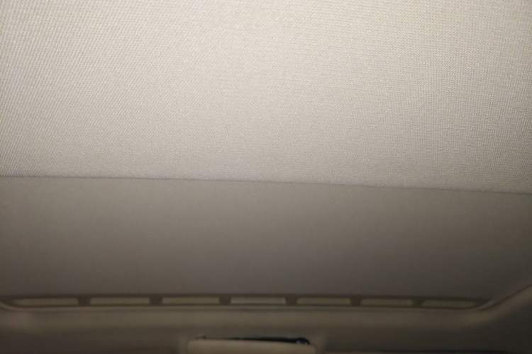 Used Volkswagen Lavida 2011 1.4 TSI Manual Prestige Edition Headliner
