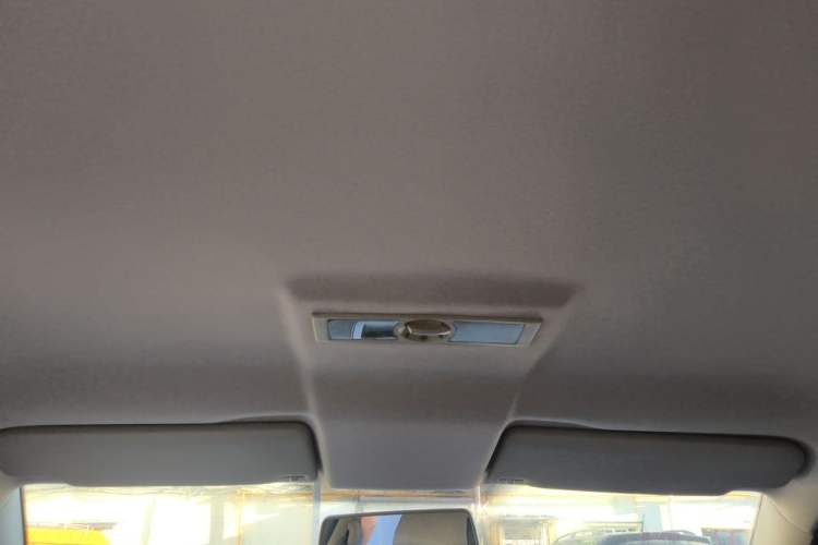 Used Volkswagen Lavida 2011 1.6L Automatic PinYou Edition Headliner