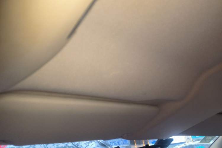 Used Volkswagen Lavida 2011 1.6L Automatic PinYou Edition Headliner