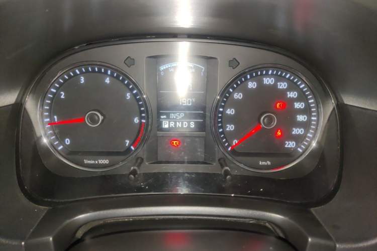 Used Volkswagen Lavida 2011 1.6L Automatic Premium Edition Instrument Cluster