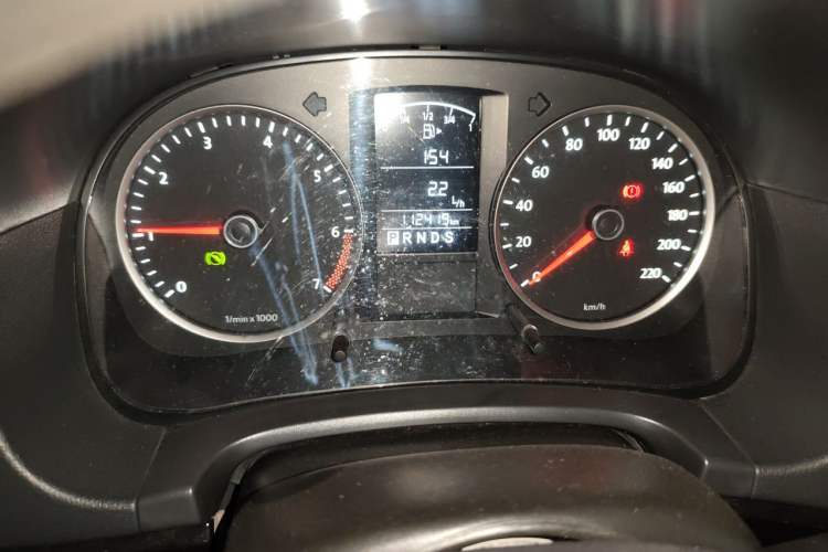 Used Volkswagen Lavida 2011 1.6L Automatic PinYou Edition Instrument Cluster