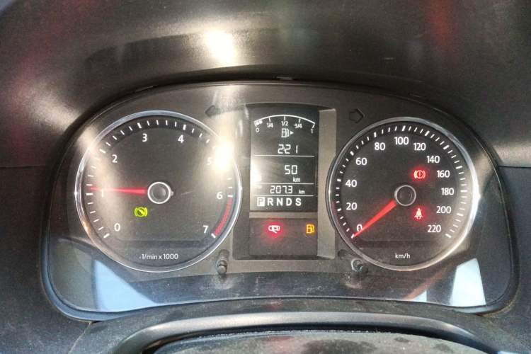 Used Volkswagen Lavida 2011 1.6L Automatic Premium Edition Instrument Cluster