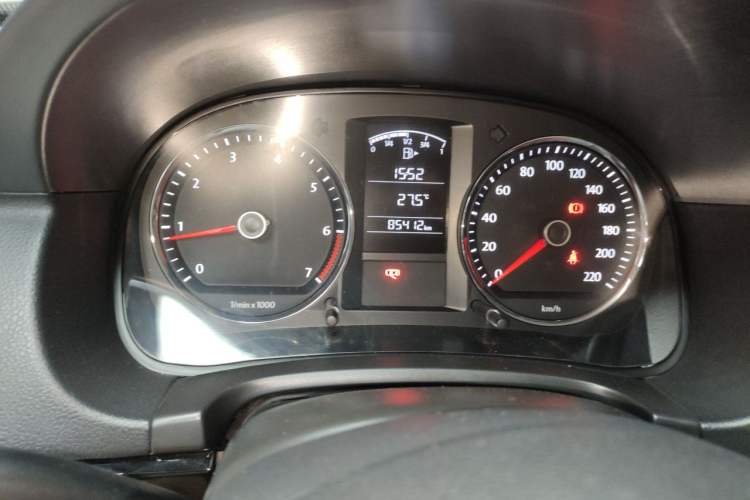 Used Volkswagen Lavida 2011 1.6L Manual - Premium Edition Instrument Cluster