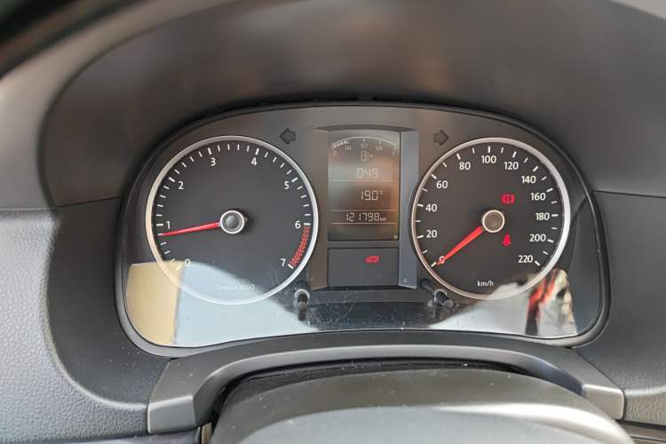 Used Volkswagen Lavida 2011 1.6L Manual Joy Version Instrument Cluster