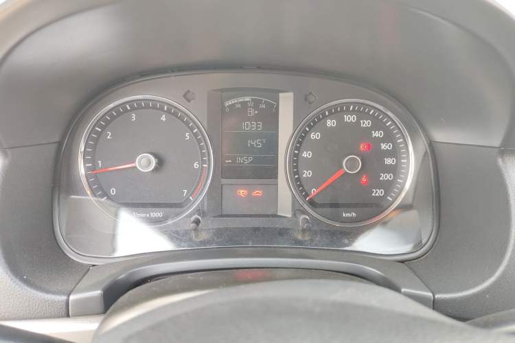 Used Volkswagen Lavida 2011 1.6L Manual - Premium Edition Instrument Cluster
