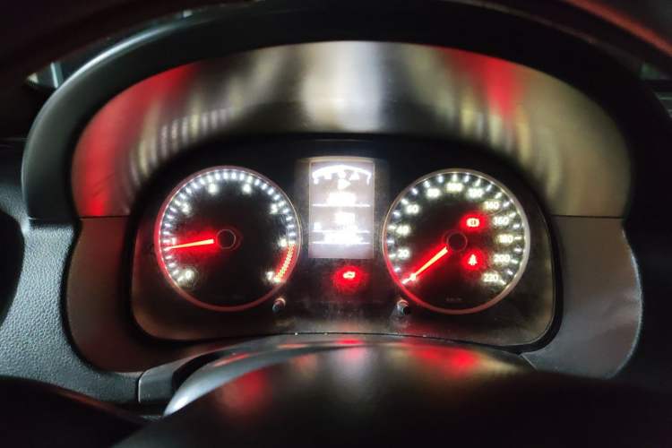 Used Volkswagen Lavida 2011 1.6L Manual Joy Version Instrument Cluster