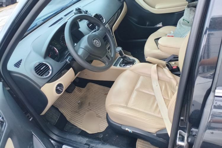 Used Volkswagen Lavida 2011 1.4 TSI DSG Prestige Edition Left Front Seat