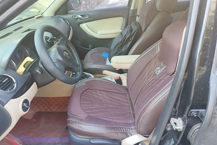 Used Volkswagen Lavida 2011 1.4 TSI DSG Prestige Edition Left Front Seat