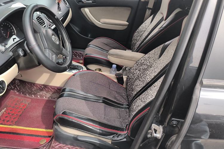 Used Volkswagen Lavida 2011 1.6L Automatic PinYou Edition Left Front Seat