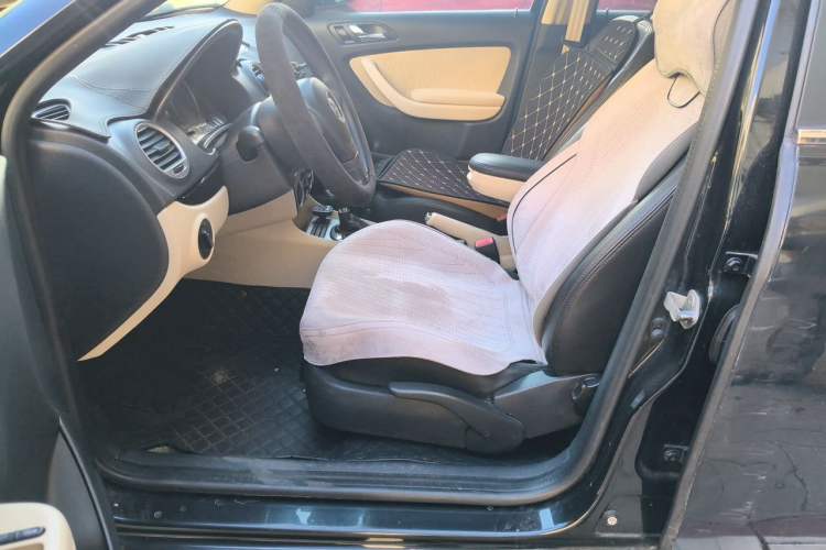 Used Volkswagen Lavida 2011 1.6L Automatic PinYou Edition Left Front Seat