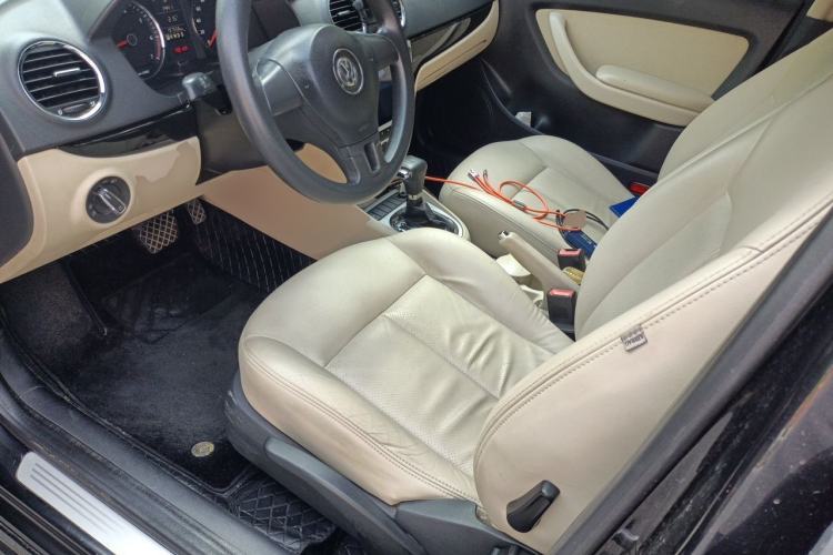 Used Volkswagen Lavida 2011 1.6L Automatic Premium Edition Left Front Seat