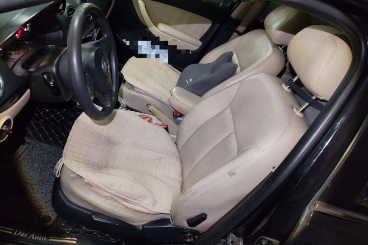 Used Volkswagen Lavida 2011 1.6L Manual - Premium Edition Left Front Seat