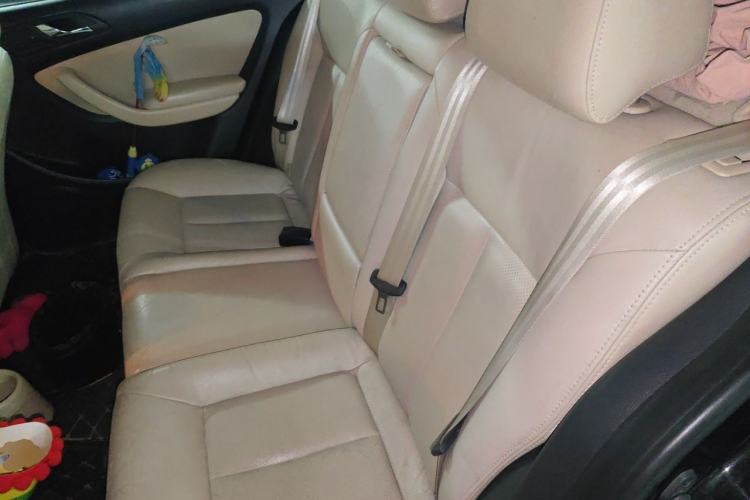 Used Volkswagen Lavida 2011 1.4 TSI Manual Prestige Edition Left Rear Seat