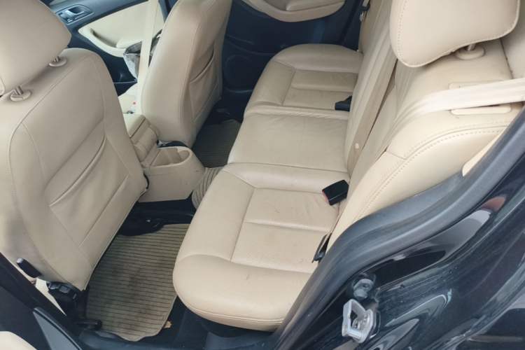 Used Volkswagen Lavida 2011 1.4 TSI DSG Prestige Edition Left Rear Seat