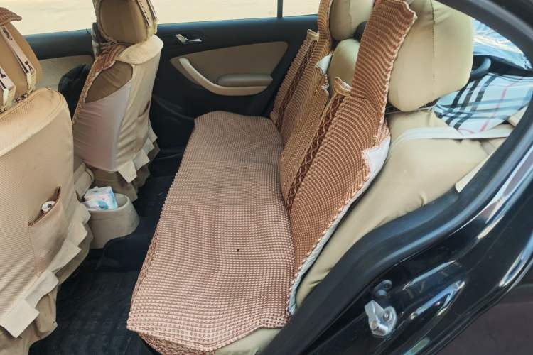 Used Volkswagen Lavida 2011 1.6L Automatic PinYou Edition Left Rear Seat