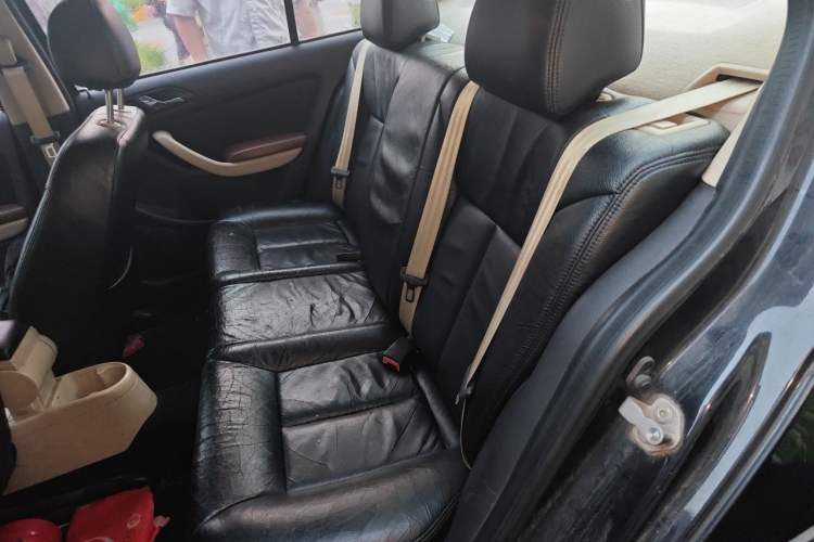 Used Volkswagen Lavida 2011 1.6L Manual Joy Version Left Rear Seat