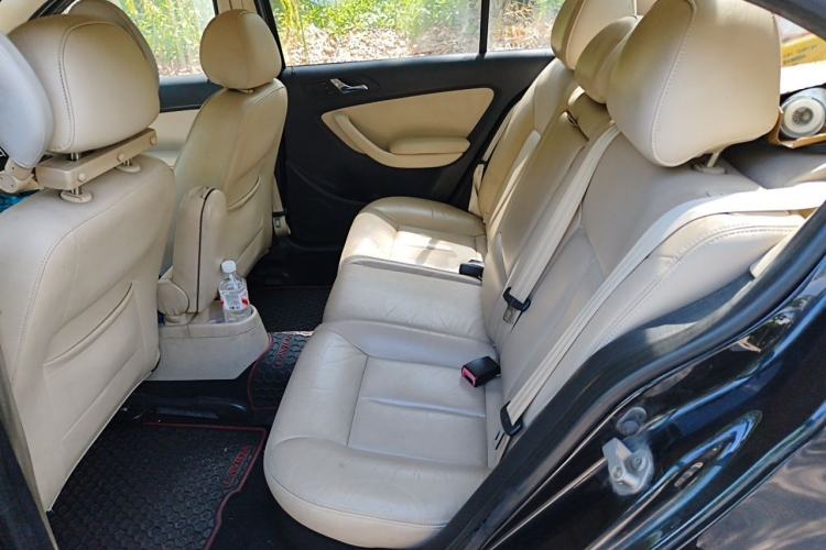 Used Volkswagen Lavida 2011 1.6L Manual - Premium Edition Left Rear Seat
