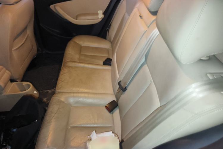Used Volkswagen Lavida 2011 1.4 TSI DSG Prestige Edition Left Rear Seat
