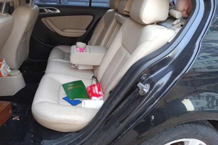 Used Volkswagen Lavida 2011 1.6L Automatic Premium Edition Left Rear Seat