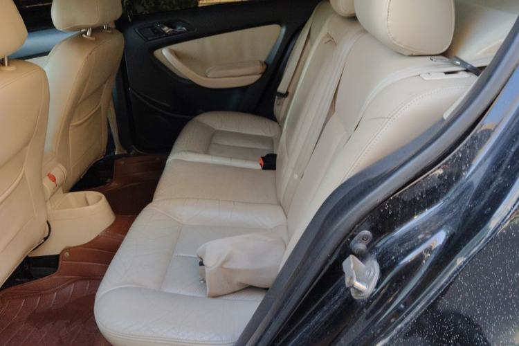 Used Volkswagen Lavida 2011 1.6L Automatic Premium Edition Left Rear Seat