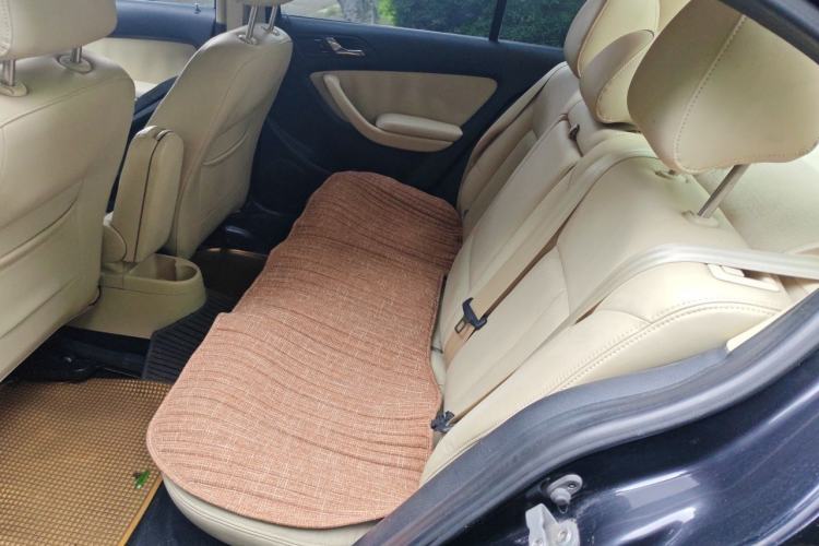 Used Volkswagen Lavida 2011 1.6L Automatic Premium Edition Left Rear Seat