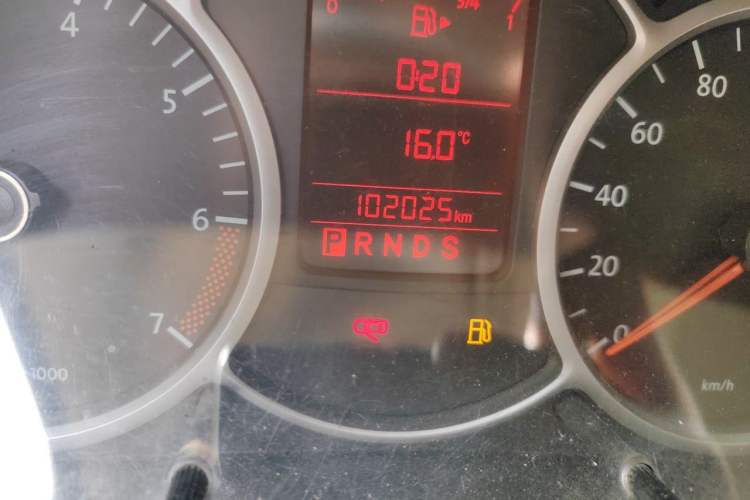 Used Volkswagen Lavida 2011 1.6L Automatic Premium Edition Odometer Close Up