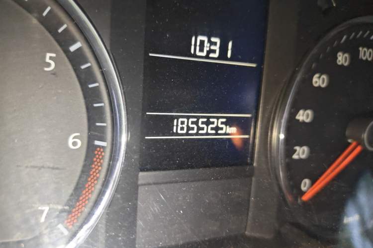 Used Volkswagen Lavida 2011 1.6L Automatic Pinxuan Edition Odometer Close Up