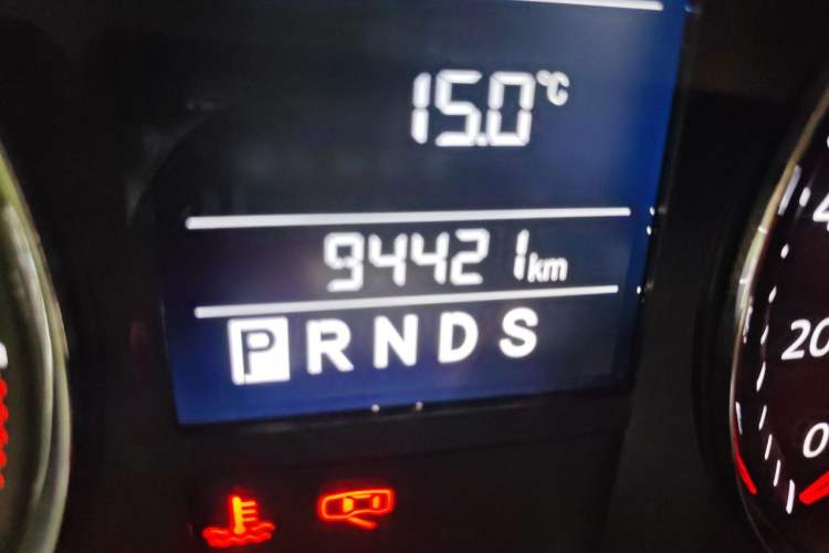 Used Volkswagen Lavida 2011 1.6L Automatic Premium Edition Odometer Close Up
