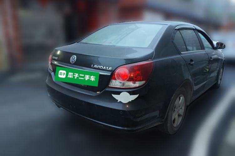 Used Volkswagen Lavida 2011 1.6L Manual - Premium Edition Rear Right 45 Deg