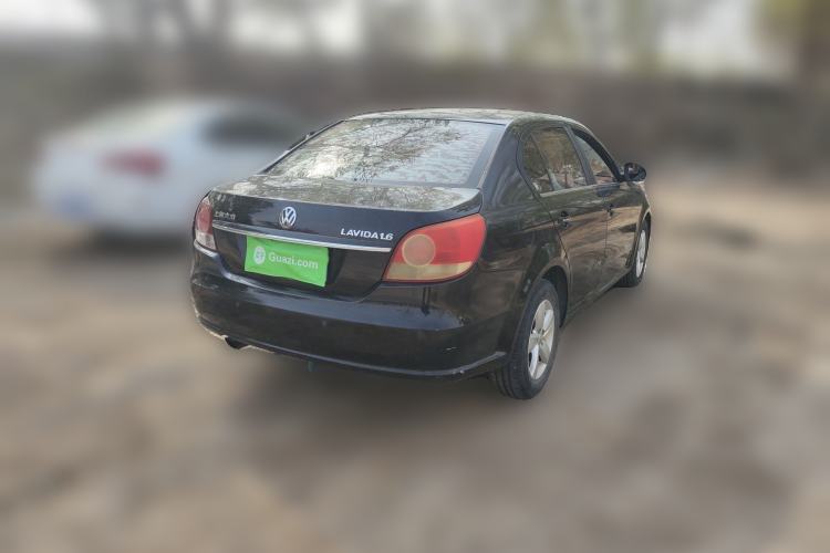 Used Volkswagen Lavida 2011 1.6L Manual - Premium Edition Rear Right 45 Deg