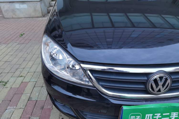 Used Volkswagen Lavida 2011 1.6L Automatic PinYou Edition Right Front Headlight