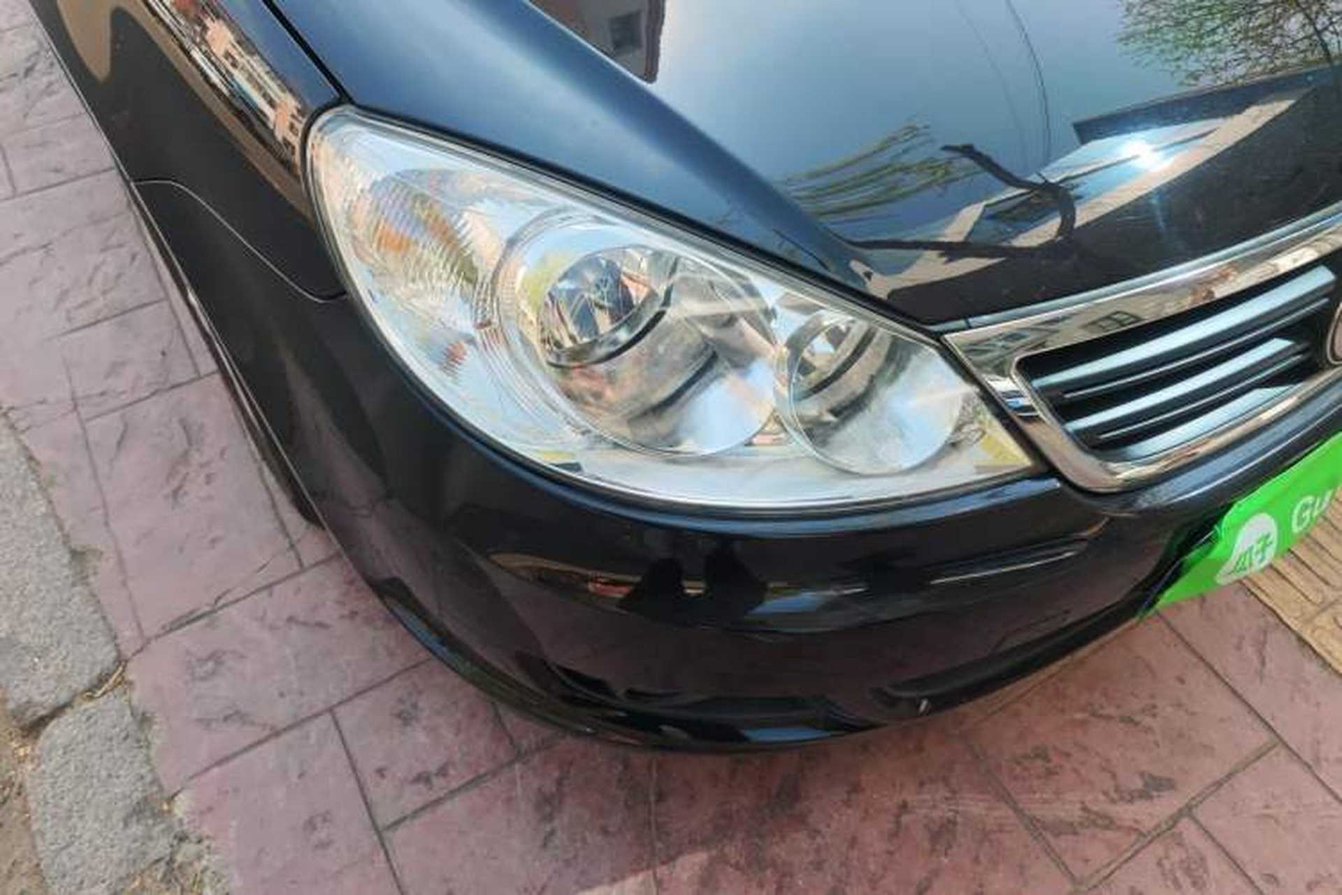 Used Volkswagen Lavida 2011 1.6L Automatic PinYou Edition Right Front Headlight