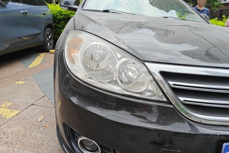Used Volkswagen Lavida 2011 1.4 TSI DSG Prestige Edition Right Front Headlight