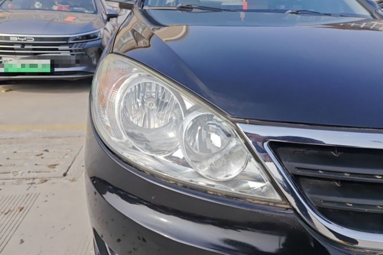 Used Volkswagen Lavida 2011 1.6L Manual Joy Version Right Front Headlight