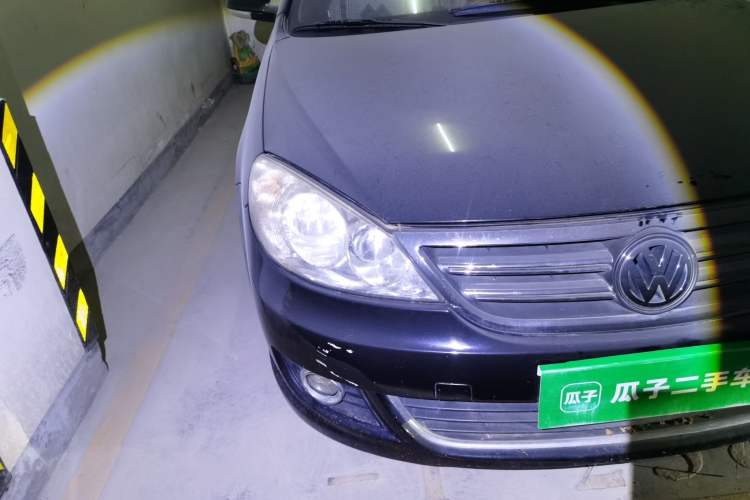 Used Volkswagen Lavida 2011 1.6L Automatic Premium Edition Right Front Headlight