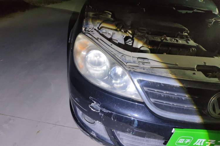 Used Volkswagen Lavida 2011 1.6L Manual Joy Version Right Front Headlight
