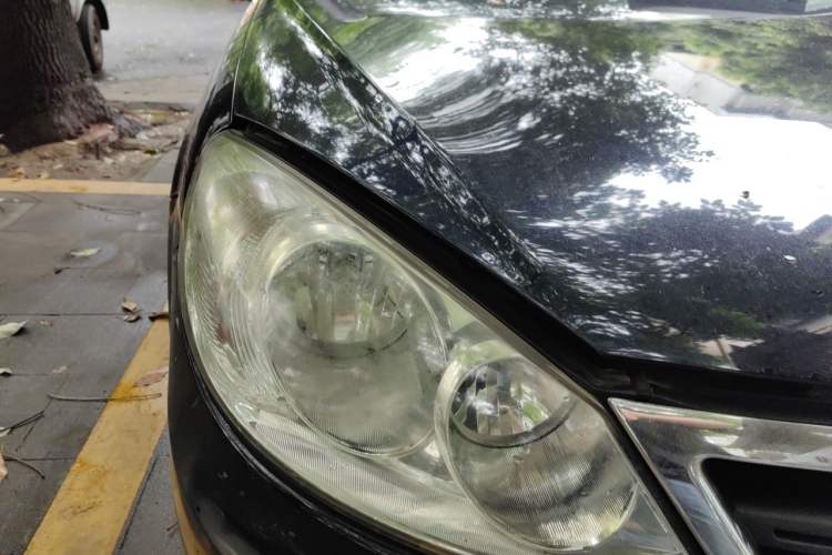 Used Volkswagen Lavida 2011 1.6L Automatic PinYou Edition Right Front Headlight