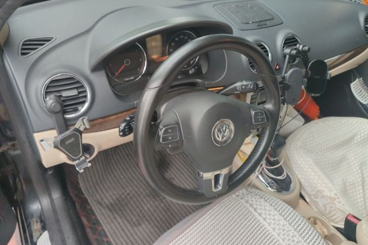 Used Volkswagen Lavida 2011 1.6L Automatic Pinxuan Edition Steering Wheel