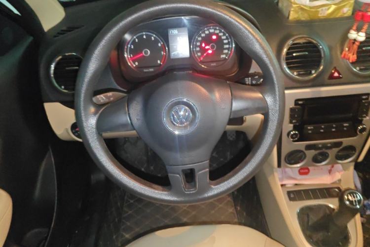 Used Volkswagen Lavida 2011 1.4 TSI Manual Prestige Edition Steering Wheel