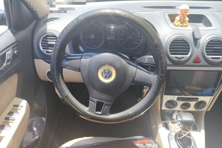 Used Volkswagen Lavida 2011 1.6L Automatic PinYou Edition Steering Wheel
