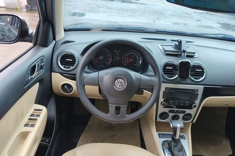 Used Volkswagen Lavida 2011 1.4 TSI DSG Prestige Edition Steering Wheel