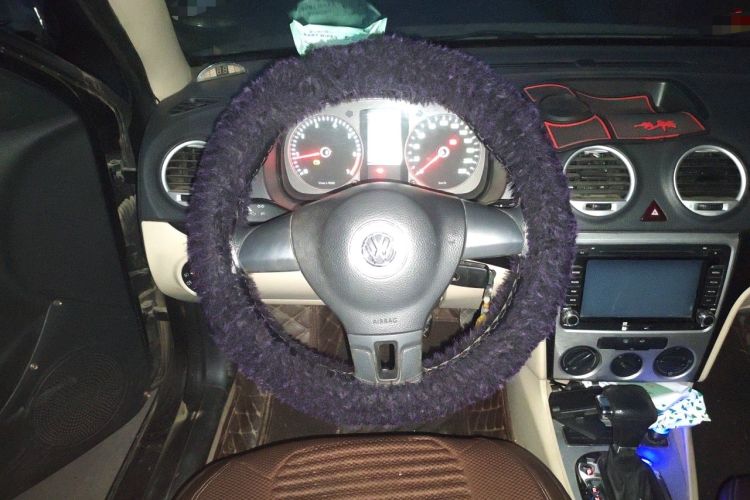 Used Volkswagen Lavida 2011 1.6L Automatic PinYou Edition Steering Wheel